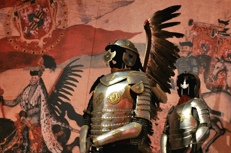 Polish_Hussar_half-armour_Winged_Riders.jpg