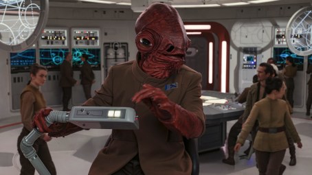 Ackbar_on_the_Raddus